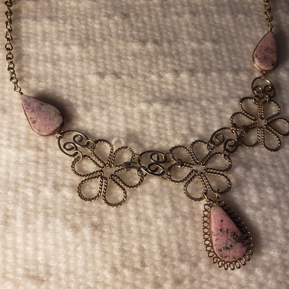 Peruvian Rhodonite Necklace - Picture 6 of 7